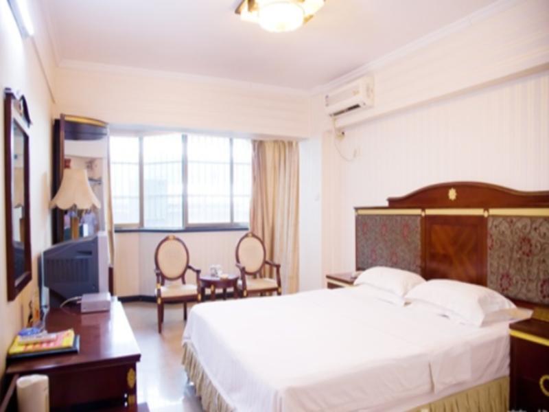 Nanning Gold Red Forest Hotel Exterior photo